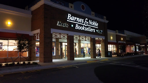 Book Store «Barnes & Noble», reviews and photos, 1212 Greenbrier Pkwy, Chesapeake, VA 23320, USA