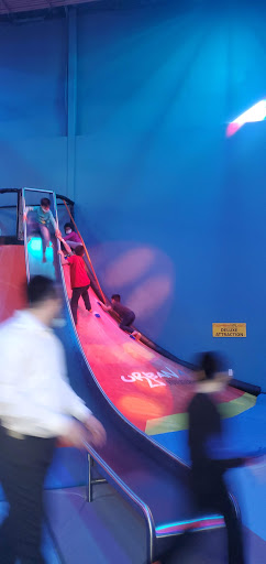 Furniture Store «Raymour & Flanigan Furniture and Mattress Store», reviews and photos, 3147 Middle Country Rd, Lake Grove, NY 11755, USA