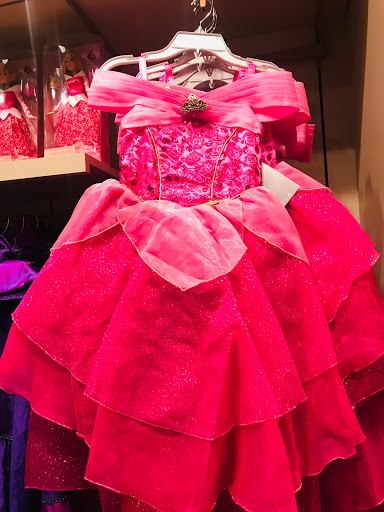 Toy Store «Disney Store», reviews and photos, 1107 Newpark Mall, Newark, CA 94560, USA