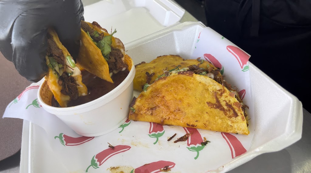 Tio’s Kitchen & Catering 87004