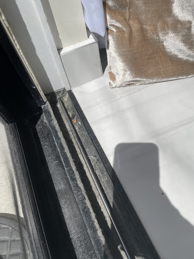 House Cleaning Service «MaidThis! Cleaning Service», reviews and photos, 1942 Overland Ave, Los Angeles, CA 90025, USA