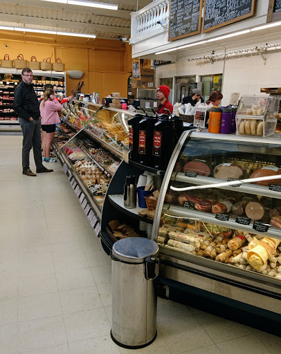 Grocery Store «Palace Market», reviews and photos, 11300 CA-1, Point Reyes Station, CA 94956, USA