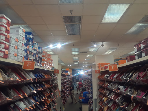 Shopping Mall «Sherwood Mall Shopping Center», reviews and photos, 5308 Pacific Ave, Stockton, CA 95207, USA