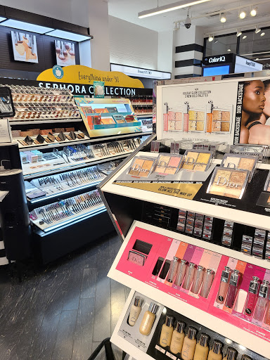 Cosmetics Store «SEPHORA», reviews and photos, 55 Parsonage Rd, Edison, NJ 08837, USA