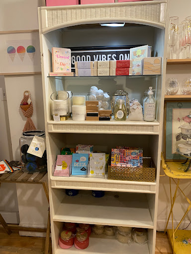 Boutique «The Little Apple», reviews and photos, 4361 Main St, Philadelphia, PA 19127, USA