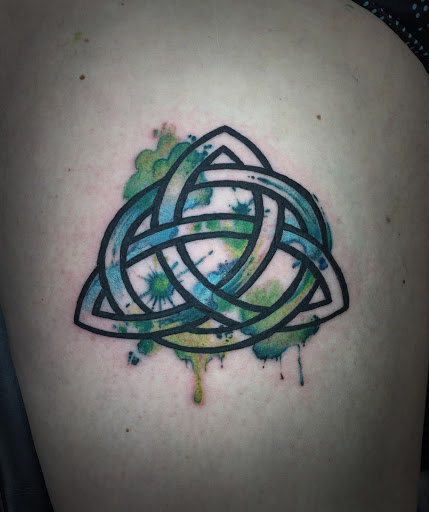 Tattoo Shop «Maximum Tattoo», reviews and photos, 20594 N Milwaukee Ave, Deerfield, IL 60015, USA