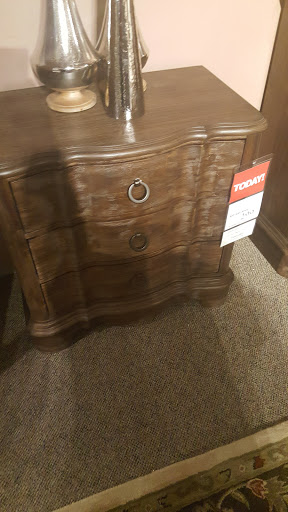 Furniture Store «Art Van Furniture - Taylor», reviews and photos, 22035 Eureka Rd, Taylor, MI 48180, USA