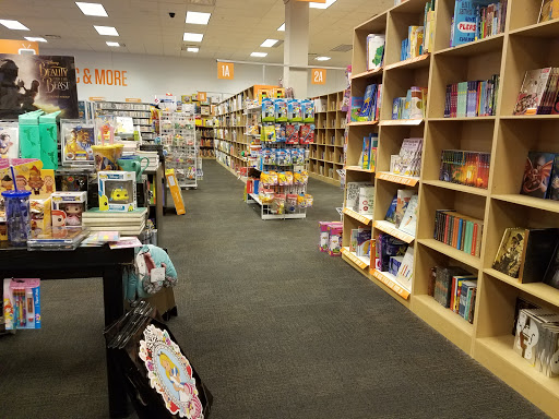 Used Book Store «2nd & Charles», reviews and photos, 17636 Garland Groh Blvd, Hagerstown, MD 21740, USA