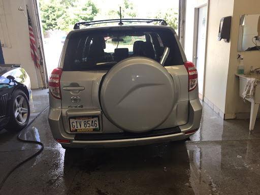 Auto Body Shop «Piscazzi Auto Body dba Summit County Classics», reviews and photos, 752 N Main St, Akron, OH 44310, USA