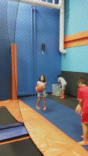 Amusement Center «Sky Zone Trampoline Park», reviews and photos, 5250 International Dr, Orlando, FL 32819, USA