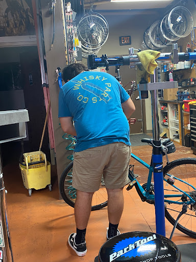 Bicycle Repair Shop «Gotta Ride Bikes», reviews and photos, 4553 North Loop 1604 W #1129, San Antonio, TX 78249, USA