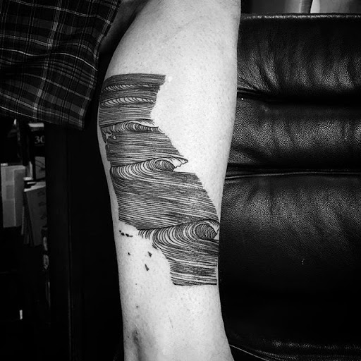 Tattoo Shop «Triton Tattoo Santa Cruz», reviews and photos, 397 Coral St, Santa Cruz, CA 95060, USA