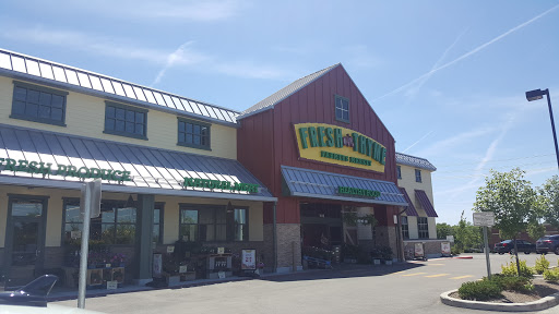 Grocery Store «Fresh Thyme Farmers Market - Kirkwood MO», reviews and photos, 1018 N Kirkwood Rd, Kirkwood, MO 63122, USA