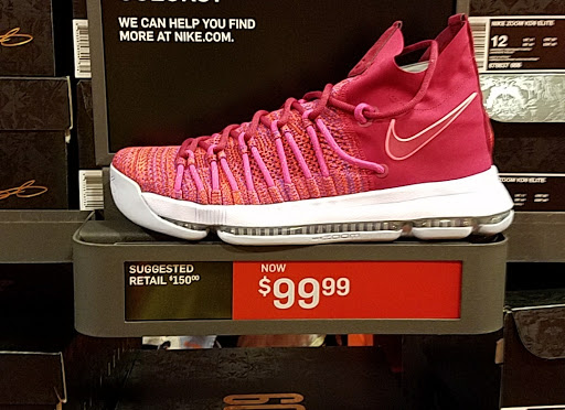 Sporting Goods Store «Nike Factory Store», reviews and photos, 20 Killingworth Tpke #155, Clinton, CT 06413, USA