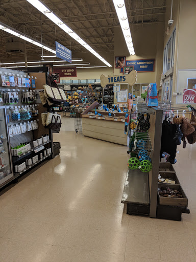 Pet Supply Store «Petco Animal Supplies», reviews and photos, 12050 Industry Blvd, Jackson, CA 95642, USA