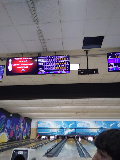 Bowling Alley «Crossroads Bowling Center», reviews and photos, 4370 Dowlen Rd, Beaumont, TX 77706, USA