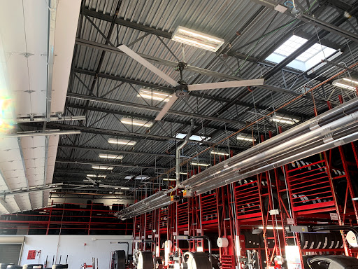 Tire Shop «Discount Tire Store - Brentwood, TN», reviews and photos, 7135 Bakers Bridge Ave, Brentwood, TN 37027, USA