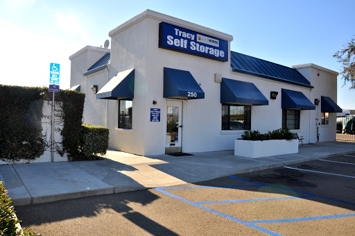 Self-Storage Facility «Tracy Self Storage», reviews and photos, 250 Valpico Rd, Tracy, CA 95376, USA