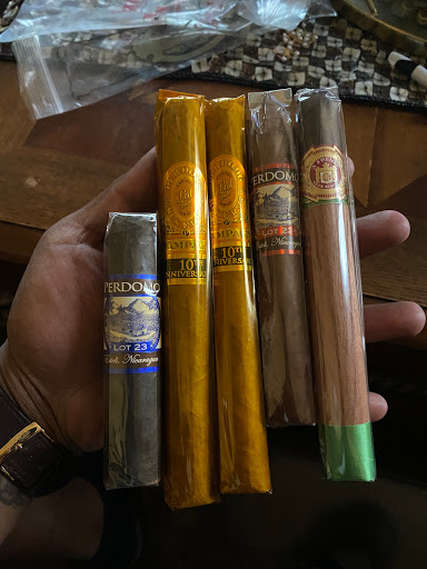 Cigar Shop «Cigar Emporium Inc», reviews and photos, 777 Central Park Ave #B, Yonkers, NY 10704, USA