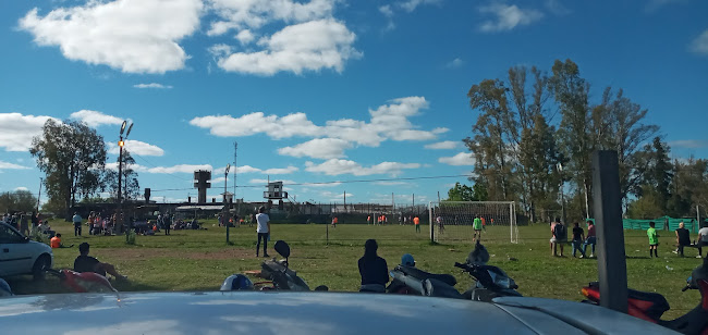 Opiniones de Liga Agraria Baby Fútbol en Salto - Campo de fútbol