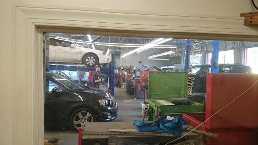 Auto Repair Shop «C & S Auto Repair-Wrecker Services», reviews and photos, 3820 N Main St, Tarboro, NC 27886, USA