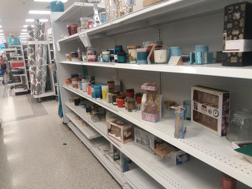 Clothing Store «Ross Dress for Less», reviews and photos, 150 S Abilene St, Aurora, CO 80012, USA