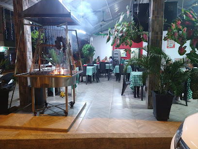 Restaurante y asados doña oti - Cl. 30 #25-11, Caucasia, Antioquia, Colombia