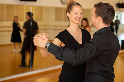 Tanzschule Gery Bucher