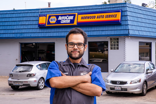 Auto Repair Shop «Norwood Auto Service», reviews and photos, 6055 N Northwest Hwy, Chicago, IL 60631, USA
