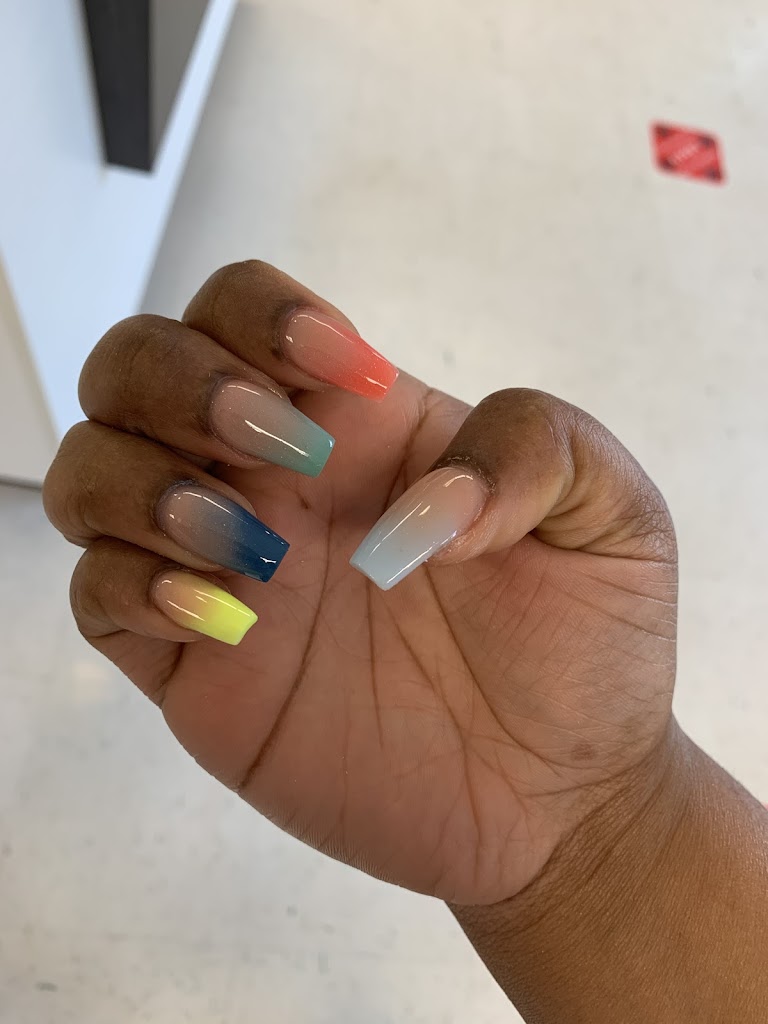 2 Sister’s Nails Candler, NC 28715 Services and Reviews