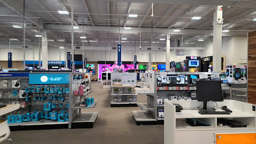 Electronics Store «Best Buy», reviews and photos, 5425 Touhy Ave, Skokie, IL 60077, USA