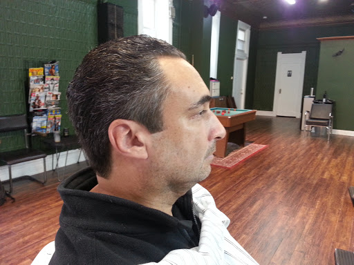 Barber Shop «Barkers Barbershop», reviews and photos, 818 W 18th St, Chicago, IL 60608, USA