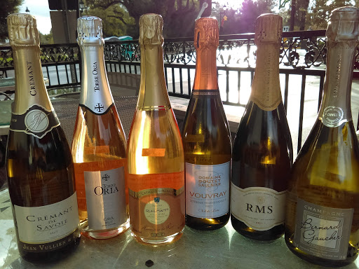 Wine Store «San Dimas Wine Shop & Tasting Room», reviews and photos, 225 W Bonita Ave, San Dimas, CA 91773, USA