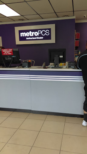 Cell Phone Store «MetroPCS Authorized Dealer», reviews and photos, 793 S Emerson Ave, Lindenwold, NJ 08021, USA