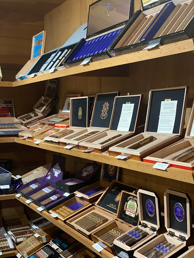 Tobacco Shop «Regency Cigar Emporium», reviews and photos, 752 Main St, East Greenwich, RI 02818, USA