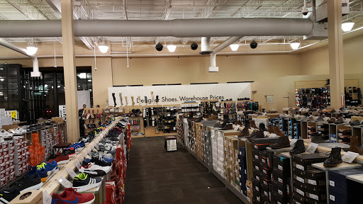Shoe Store «DSW Designer Shoe Warehouse», reviews and photos, 5518 Leesburg Pike, Falls Church, VA 22041, USA