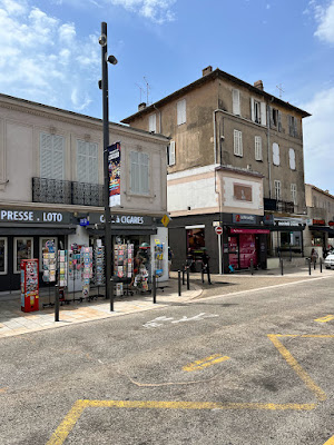 de Neuville – Chocolat français à Cannes