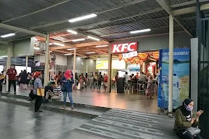 KFC Stasiun Manggarai image