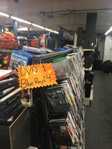 Pawn Shop «Xtreme Pawn - Lindon», reviews and photos, 720 State St, Lindon, UT 84042, USA