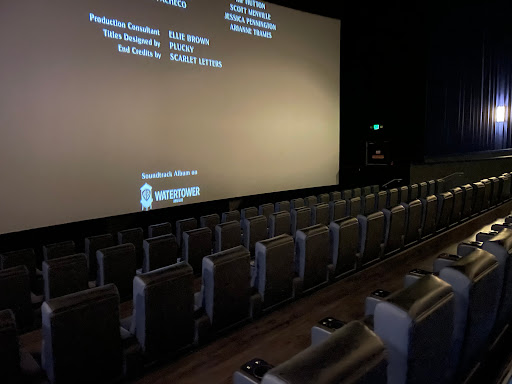 Movie Theater «Regal Cinemas Fox Run 15 & RPX», reviews and photos, 45 Gosling Rd, Newington, NH 03801, USA