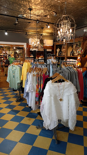 Gift Shop «The Wrinkled Egg», reviews and photos, 2710 NC-225, Flat Rock, NC 28731, USA