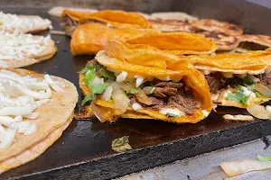 Tacos el Titi image