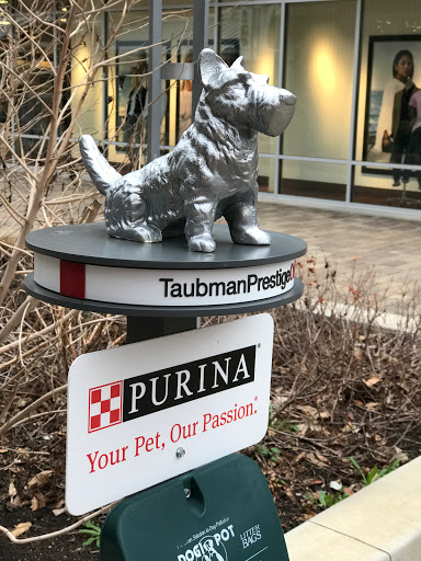 Shopping Mall «Taubman Prestige Outlets», reviews and photos, 17057 N Outer 40 Rd, Chesterfield, MO 63005, USA