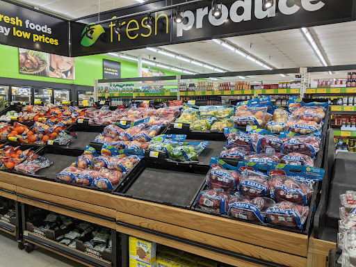 Home Goods Store «Dollar General Market», reviews and photos, 1945 Madison St, Clarksville, TN 37043, USA