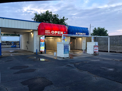 Washington Avenue Car Wash en Frankfort