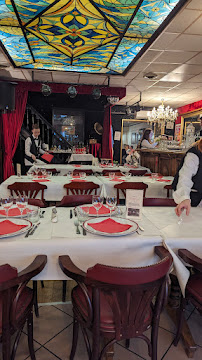 Atmosphère du Restaurant Le Petit Montmartre à Dunkerque - n°8