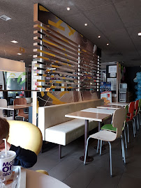 Atmosphère du Restauration rapide McDonald's à Guyancourt - n°12