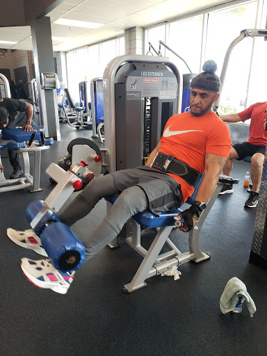 Health Club «Crunch - Hillsborough», reviews and photos, 4340 W Hillsborough Ave, Tampa, FL 33614, USA