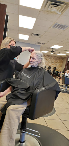 Beauty Salon «Mane Attraction Salon & Wellness Spa», reviews and photos, 170 Costello Dr, Winchester, VA 22602, USA