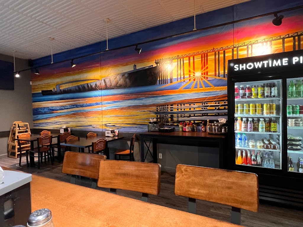 Showtime Pizzeria 95003